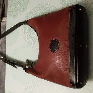 GUC Dooney & Bourke Maroon and black shoulder bag